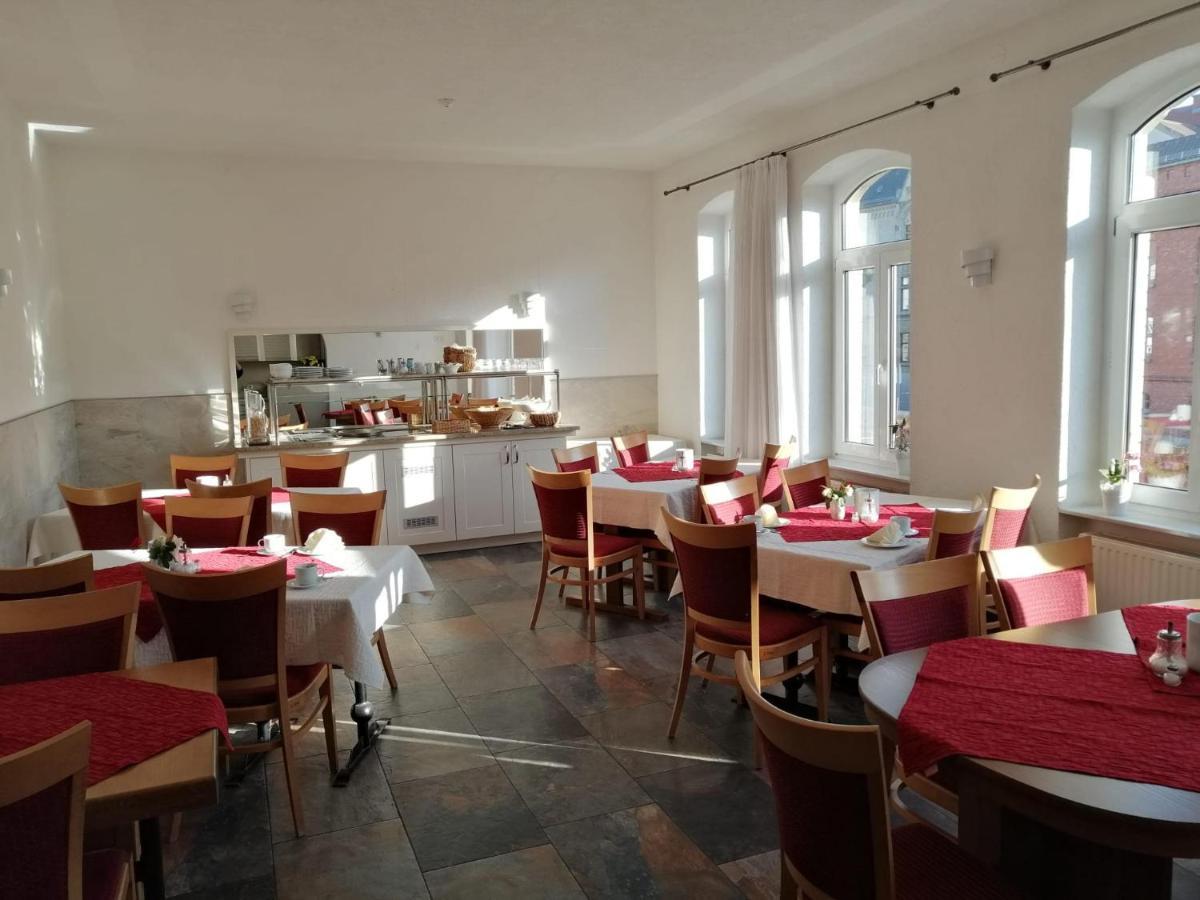 Hotel Garni " Am Domplatz" Ерфурт Екстер'єр фото