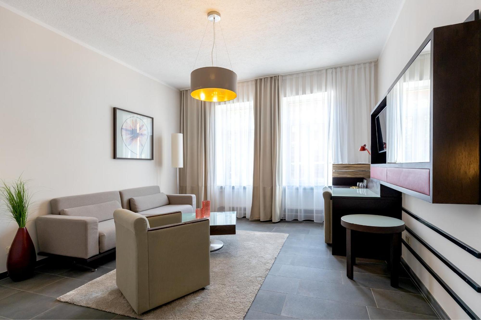 Hotel Garni " Am Domplatz" Ерфурт Екстер'єр фото